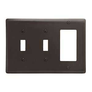 Bryant Np226 Toggle Styleline Combo Plate, 3 Gang, Standard, Brown 