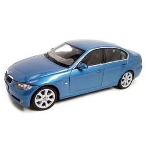 BMW 330i 3 Series Blue Diecast Model 118 Welly 