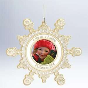 Hallmark Keepsake Cute As a Button 2011 Christmas Tree Ornament (bad 