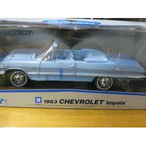  1963 Chevrolet Impala Convertible in Blue Diecast 118 