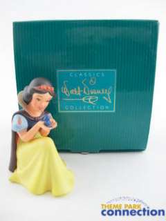 Disney WDCC Snow White MEMBER Wont You Smile For Me Figure Statue 