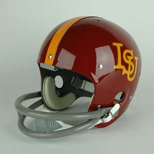   cyclones wear their usual helmets those that he introduced upon taking