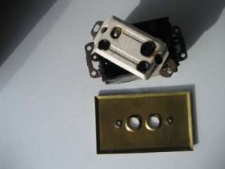 ANTIQUE VINTAGE PUSH BUTTON LIGHT SWITCH BRASS PLATE ELECTRIC HARDWARE 
