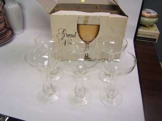 Grand Vin Luminarc Set of 6 Wine Glasses clear in box  