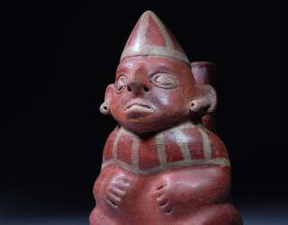 well provenanced, ancient negative Vicús Earthenware effigy beaker 