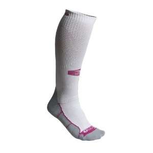  Sugoi Womens R + R Knee High Compression Sock   2011 