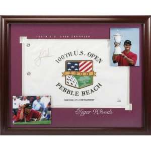  Tiger Woods Framed Autographed Pebble Beach 2000 US Open 