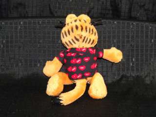 Ty Garfield Happy Valentine Day heart Pajamas Plush toy  