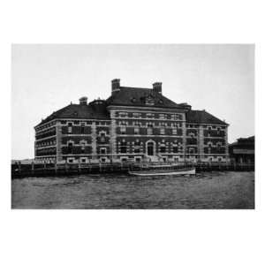  Ellis Island New Hospital Building, 1902 Premium Poster 
