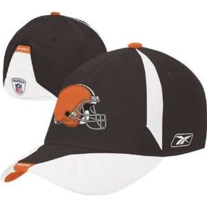  Cleveland Browns NFL Official Player Flex Fit Hat Sports 