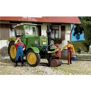    Pola 331833 Farmer Weismueller Wife & Farm Worker Toys & Games