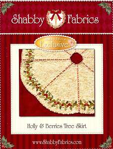 Hollies & Berries Tree Skirt pattern (SF48513)   Shabby Fabrics 