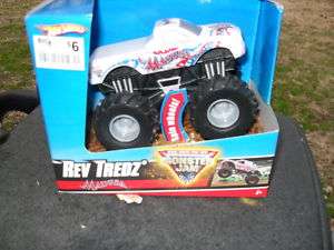 2010 HOT WHEELS MONSTERJAM 1/24 MADUSA MIB HTF  