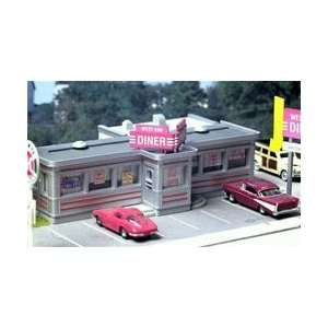  110 HO City Classics Route 22 Diner Kit Toys & Games