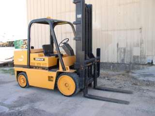 15,000 lb Caterpillar T150D Forklift 1991 Diesel Rigger  