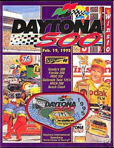 1995 Daytona 500   NASCAR Souvenir Program & Patch  