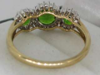 LOVELY 9CT YELLOW GOLD CHROME DIOPSIDE & DIAMOND RING  