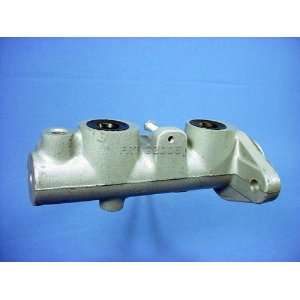  Qualitee International Parts 66 71 130 New Master Cylinder 