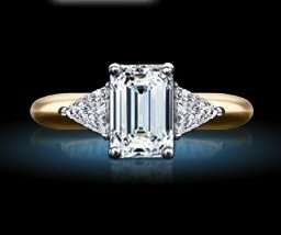 06 Carat Emerald Trillion Diamond Engagement Ring VS  