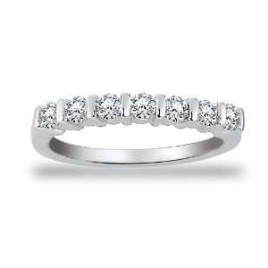  Womens 14k White Gold Diamond Anniversary Ring (1/4 cttw 