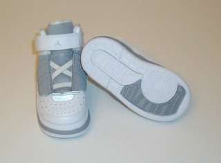 Toddler baby boys jumpman H series Jordan shoes, gray, white, sz 5 C 