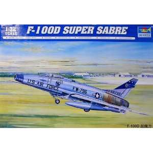  F 100D Super Sabre Attack 1/32 Trumpeter Toys & Games