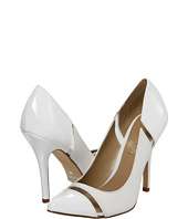 white pumps” 8