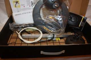   ClearStream 2 with Mount Long Range HDTV Antenna New in Box  