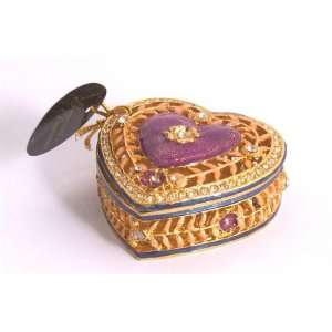  Heart shaped jewelled Imperial Treasures trinket box in 