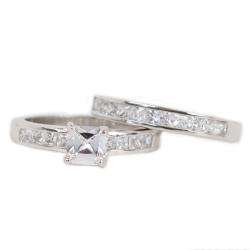   Princess cut Cubic Zirconia Bridal style Ring Set  