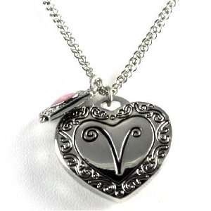  Gorgeous Initial Letter V Heart Locket Necklace Silver 