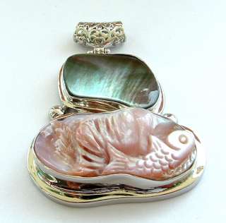 Pink Mother of Pearl Cameo Shell womens Pendant  P0004 
