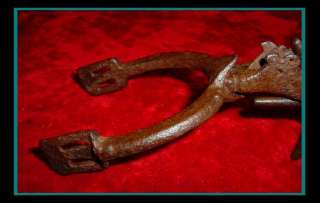   Old & ORIGINAL Antique SPANISH CONQUISTADOR Iron SPUR W/Lg Rowel SPURS