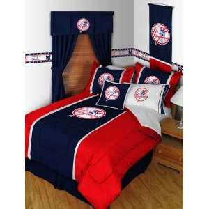 New York Yankees Bedding Sets   MVP Comforter