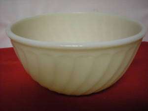Vintage 1950s Fire King Jade ite 7 Swirl Mixing Bowl  