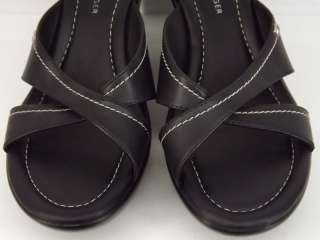 Womens shoes black leather Tommy Hilfiger 7.5 M wedge sandal slide 
