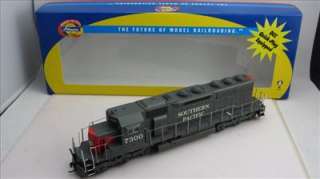 Athearn HO Scale Locomotive Southern Pacific SP SD40 #7300  