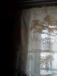 TAN BEIGE LACE CURTAIN VALANCE TREE TREES MOUNTAIN PINE CONE 50 X 18 