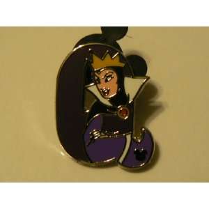 Disney Trading Pin NEW 2011 Alphabet Letter Q for Evil Queen Hidden 