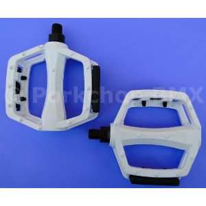   freestyle alloy BMX bicycle pedals 1/2   WHITE