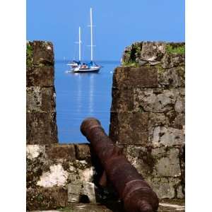  Cannon at Ruins of San Jeronimo Fort (1753), Yacht in 