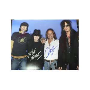   Tommy Lee, Vince Neil, Nikki Sixx and Mick Mars Photo 