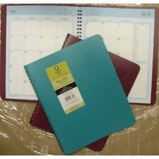 Franklin Covey Monthly Planner 6 7/8 x 8 3/4 (FC301 1010)