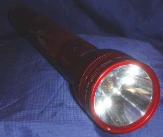 BG269 Vtg Maglite 5 D Cell Flashlight Red 50730794  