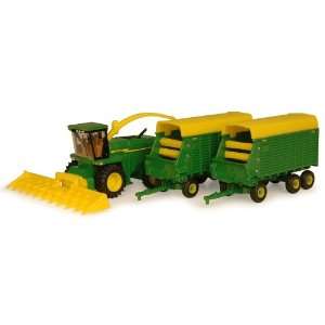    John Deere   164 Forage Harvester With Wagons Toys & Games