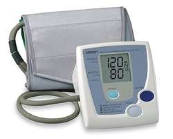 OMRON HEM 712CLC AUTOMATIC BLOOD PRESSURE MONITOR WITH LARGE CUFF 