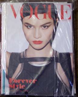   December 2011 KARLIE KLOSS Includes SUPPLEMENTS Forever Style VALADE