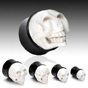  Organic Plugs With Carved Skull Jewelry